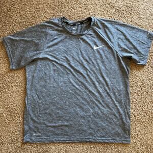 Nike Heathered Gray Short-Sleeve Hydroguard Dri-Fit Swim Shirt Mens XL #NESSA589